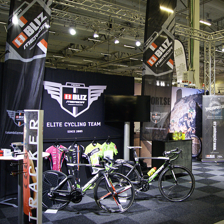 Cyclesport.se håller till i monter A:2 tillsammans med Team Bliz-Merida och Bliz Active Eyewear -